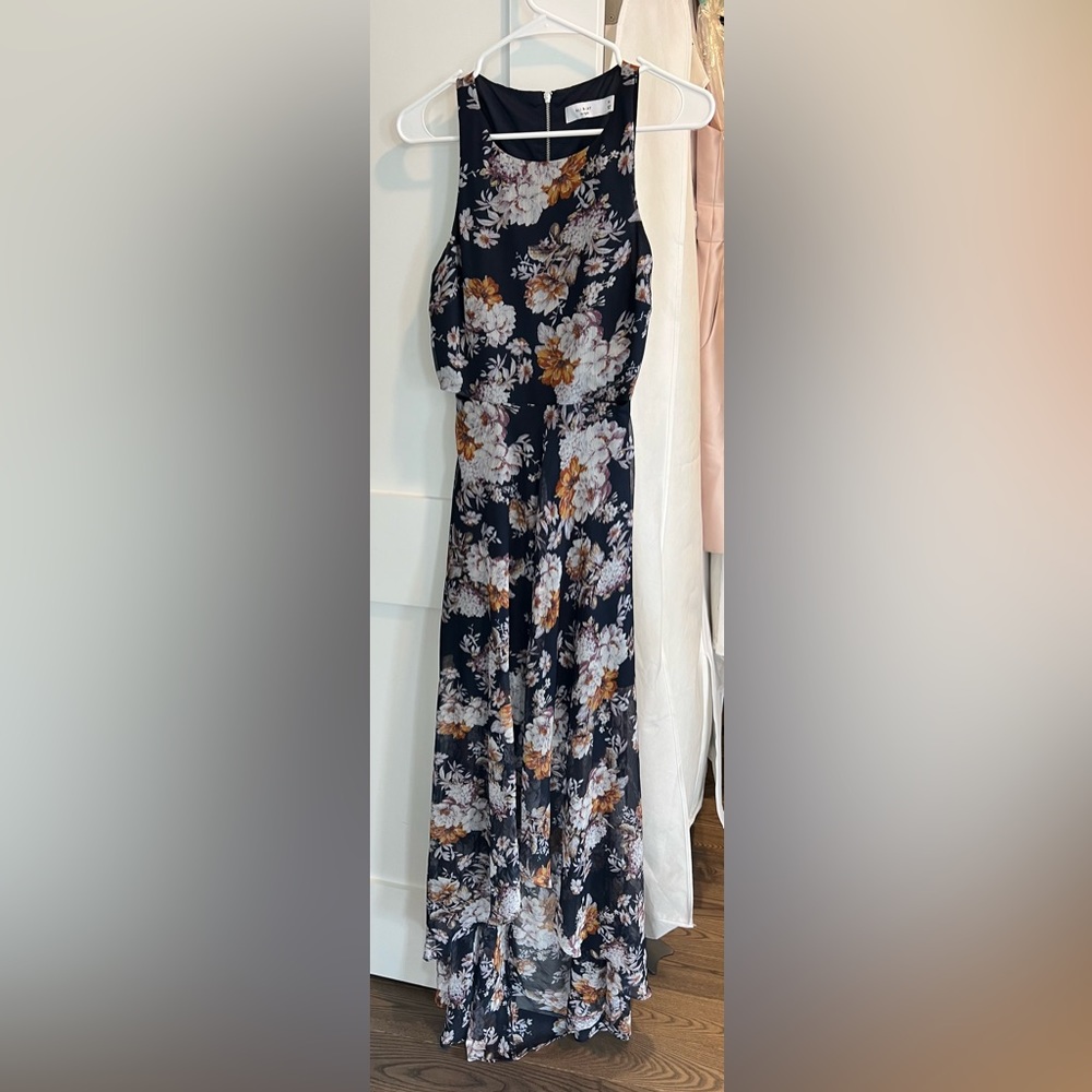 Ali & Jay - size M. Blue floral high low maxi.